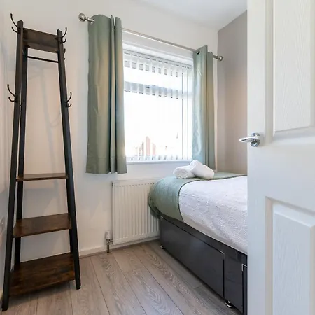 Сasa de vacaciones Headingley Next To Stadiums With Off Street Parking And Excellent Transport Links *
