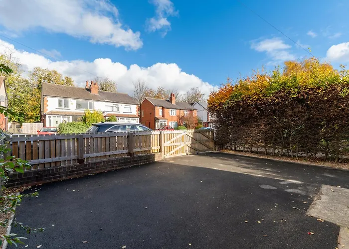 Headingley Next To Stadiums With Off Street Parking And Excellent Transport Links Holiday home *