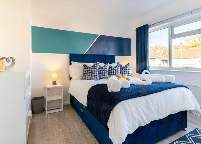 Headingley Next To Stadiums With Off Street Parking And Excellent Transport Links Holiday home Leeds (West Yorkshire)