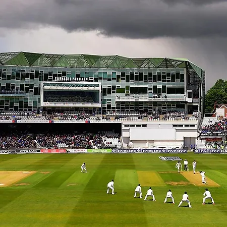 Дом отдыха Headingley Next To Stadiums With Off Street Parking And Excellent Transport Links